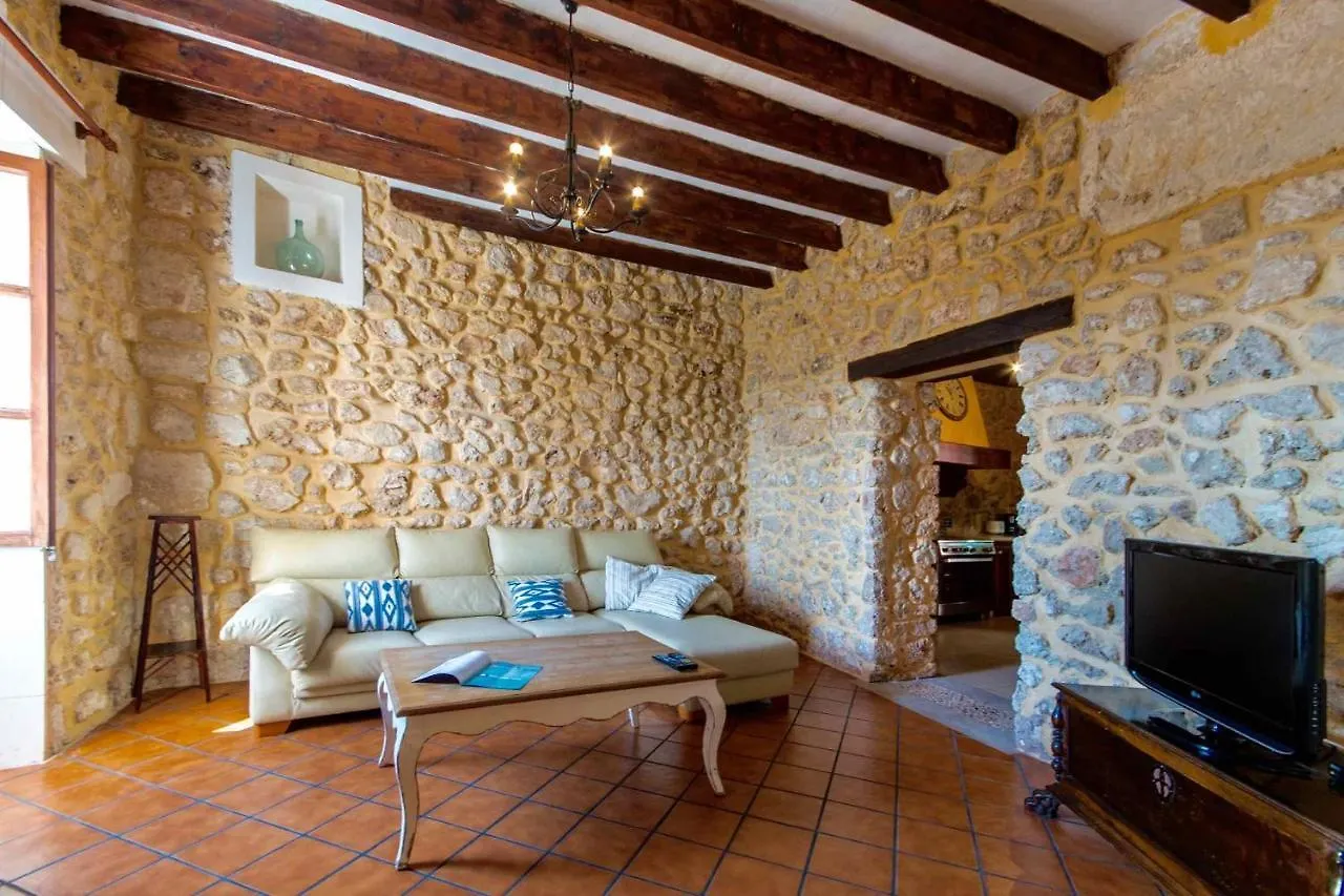 Town House Can Bassa Муро Испания